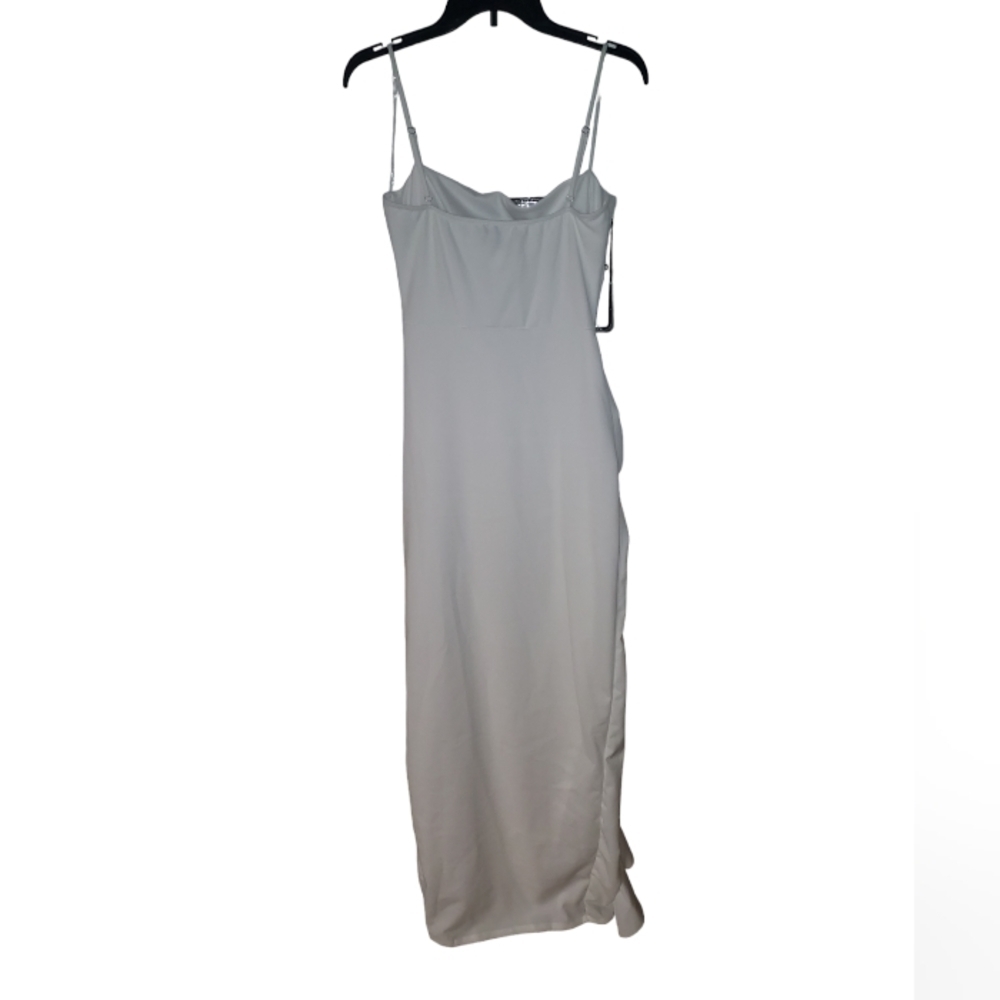 WINDSOR Maggie white Ruffled High Slit Crepe Formal Dress - Picture 4 of 10